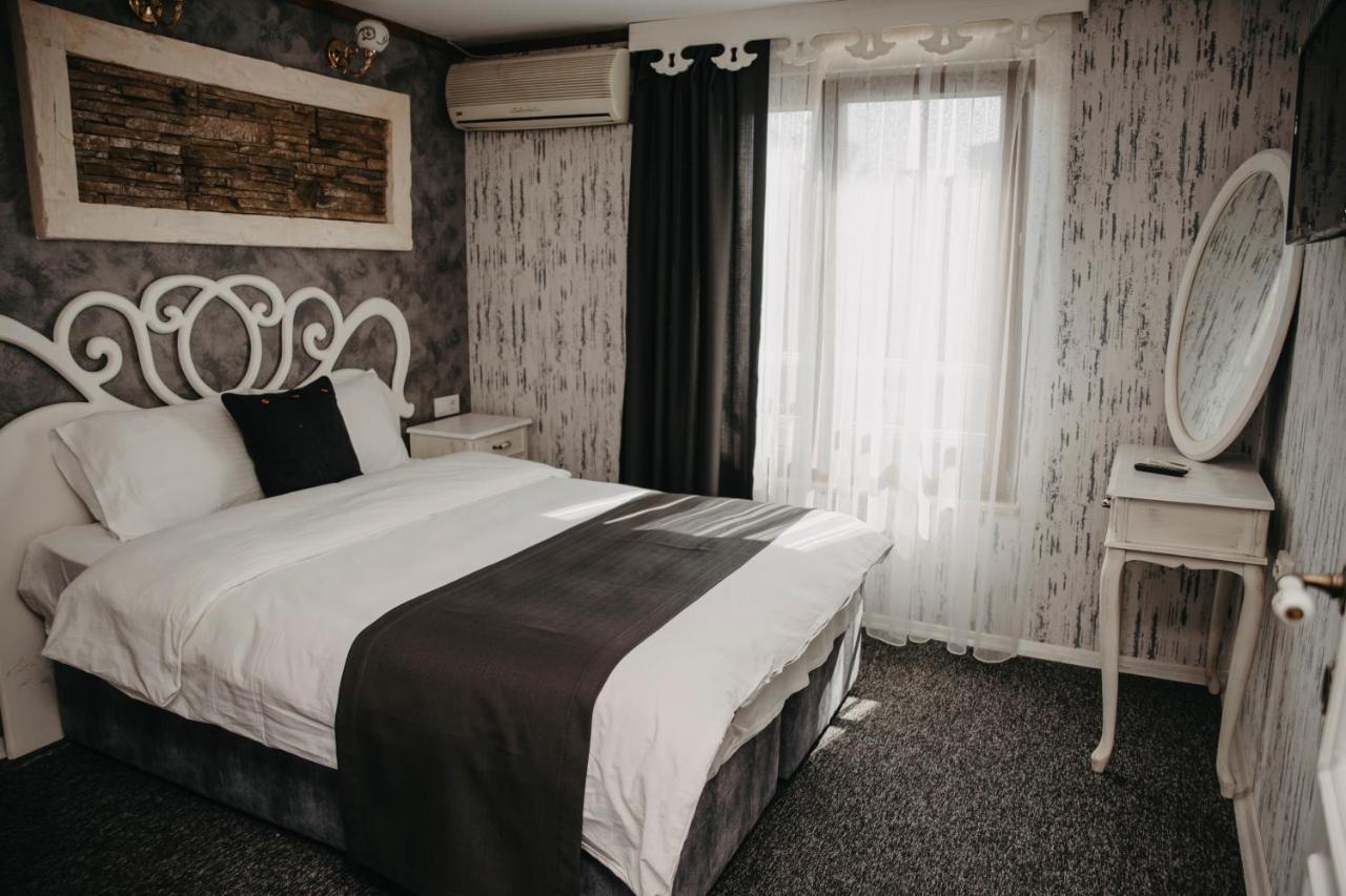 Peri Boutique Hotel ซาพานจา ภายนอก รูปภาพ